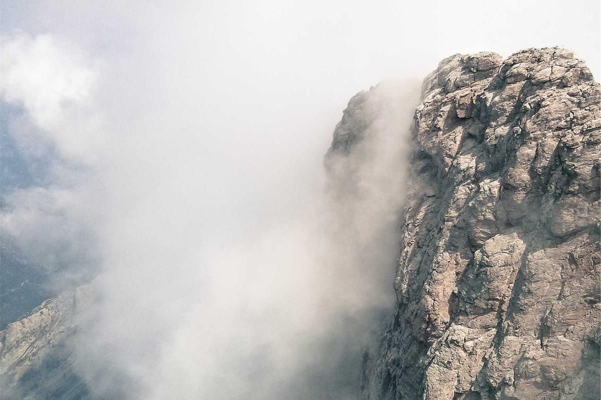 Est iusto itaque doloremque aliquid consequatur voluptas